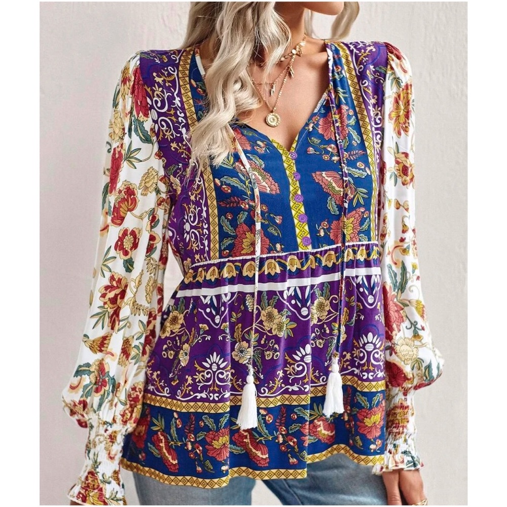 018 Boho Floral Print Cottagecore Blouse - Picture 2 of 4